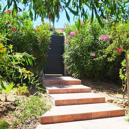 Pretty And Modern With Private Pool, קבלייר-סור-מר